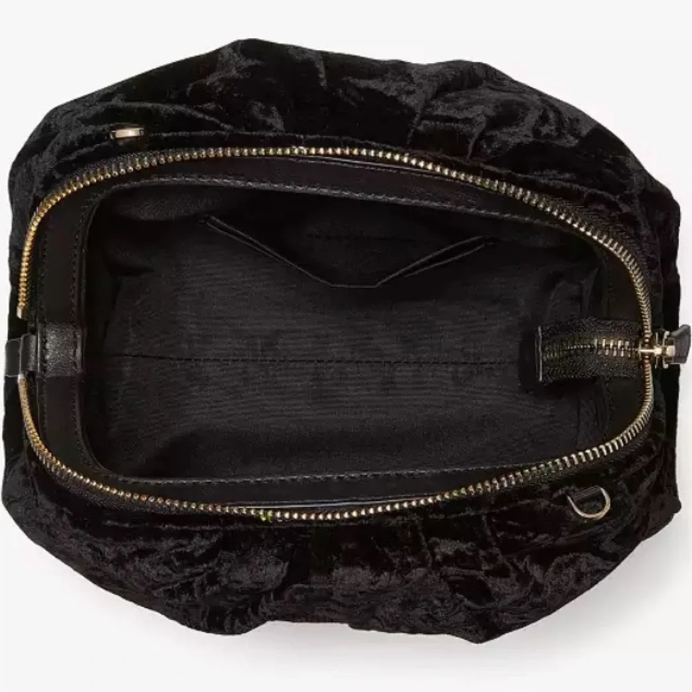 Kate Spade NWT Party Velvet Cat Clutch - HOST PICK! 🏆
